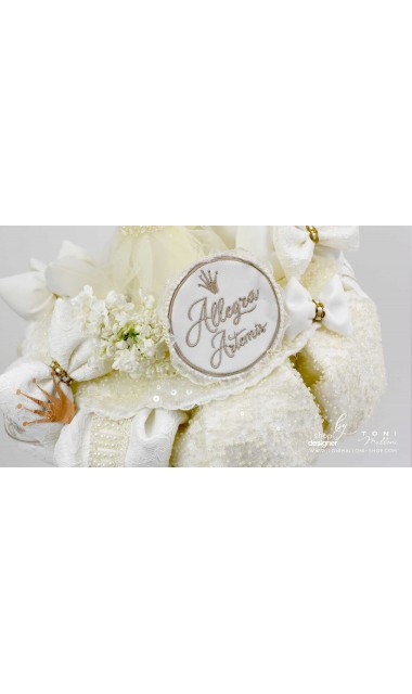 Lumanare botez cu aplicatii perle si broderie Artemis 10